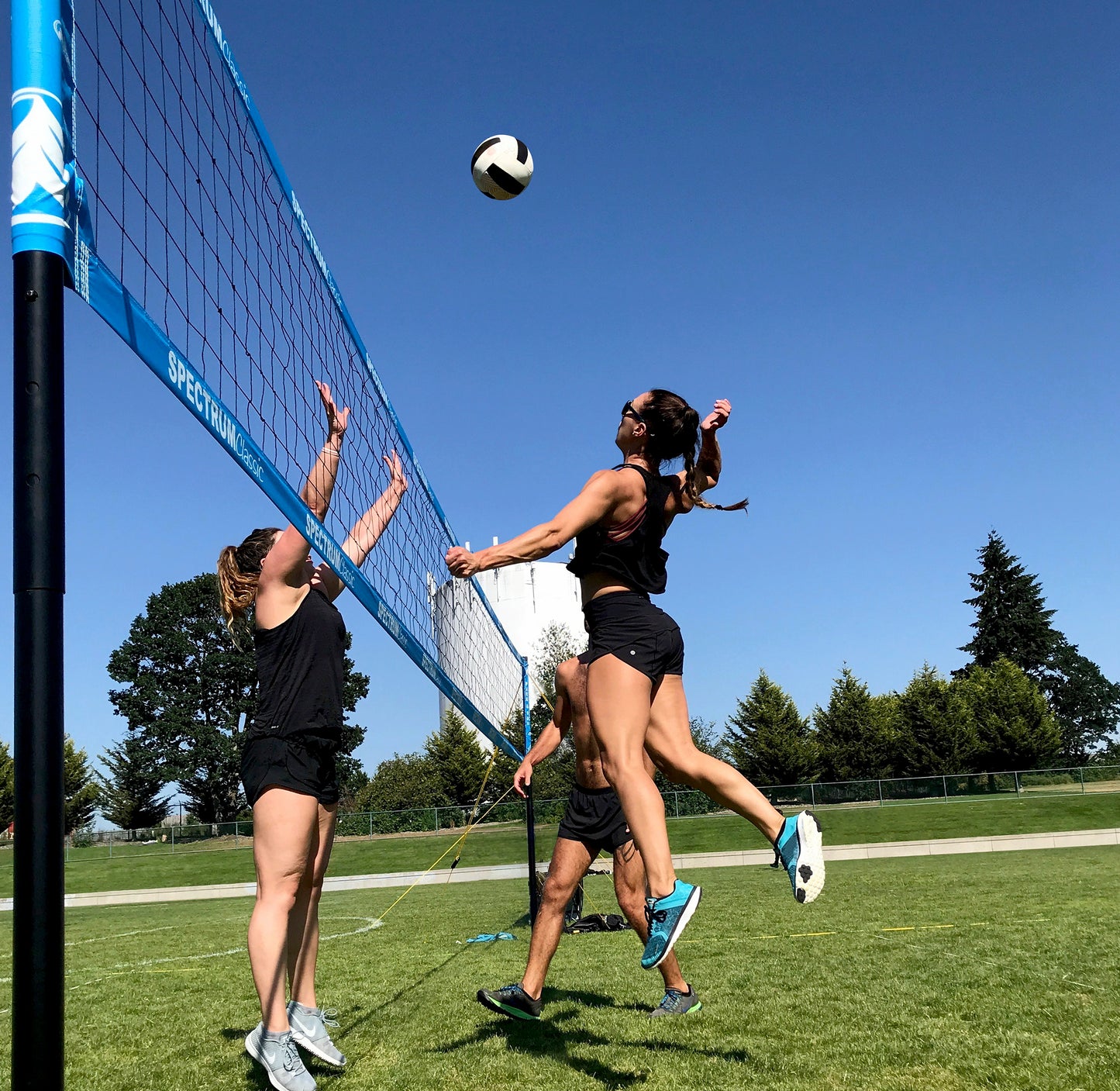 Park & Sun Sports Spectrum Classic: Portable Professional Outdoor Volleyball Net System 2-Pack